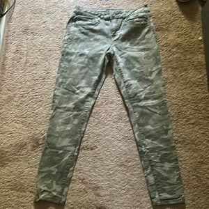 So camo low rise jeggings, size 11
